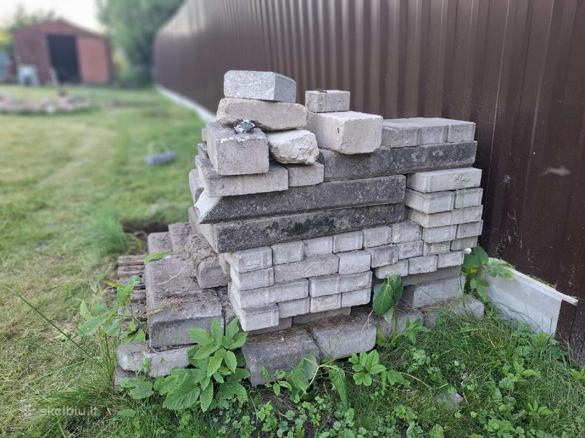 Trinkelės, bordiūrai. Atiduodu.