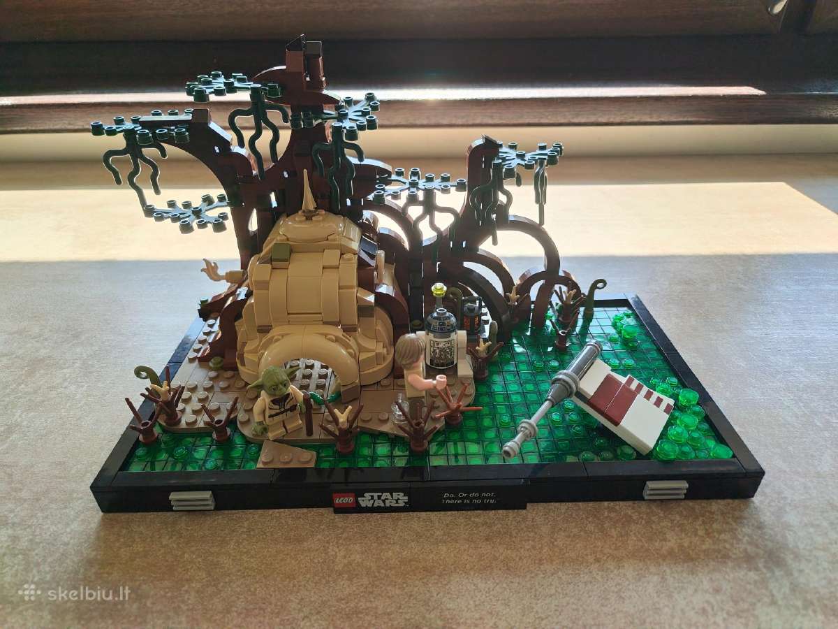 Lego Star wars 75330 Dagobah jedi training