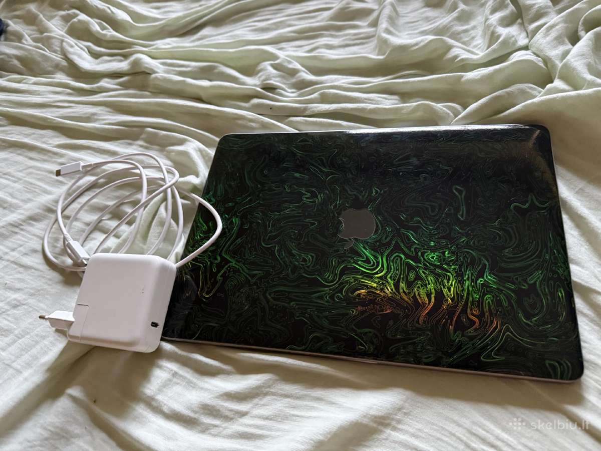 MacBook Pro 2018 Touchbar 13inch i7 16gb 512
