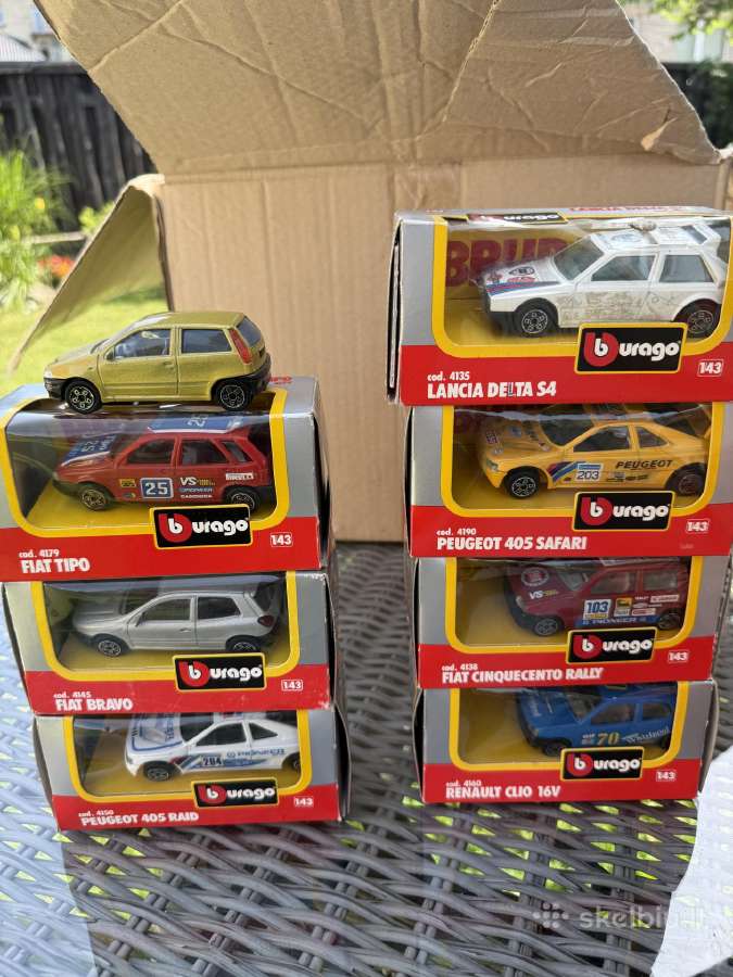 Modeliukai Bburago 1:43 - nuotraukos Nr. 2
