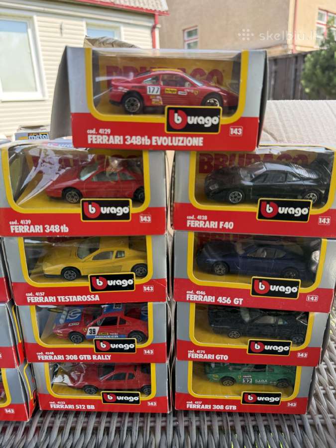 Modeliukai Bburago 1:43 - nuotraukos Nr. 3