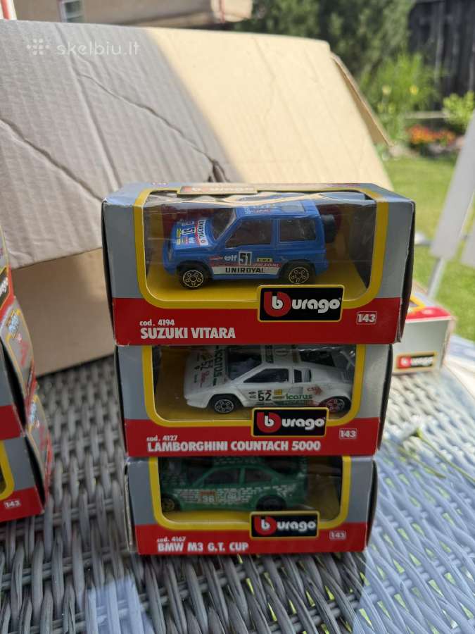 Modeliukai Bburago 1:43 - nuotraukos Nr. 4
