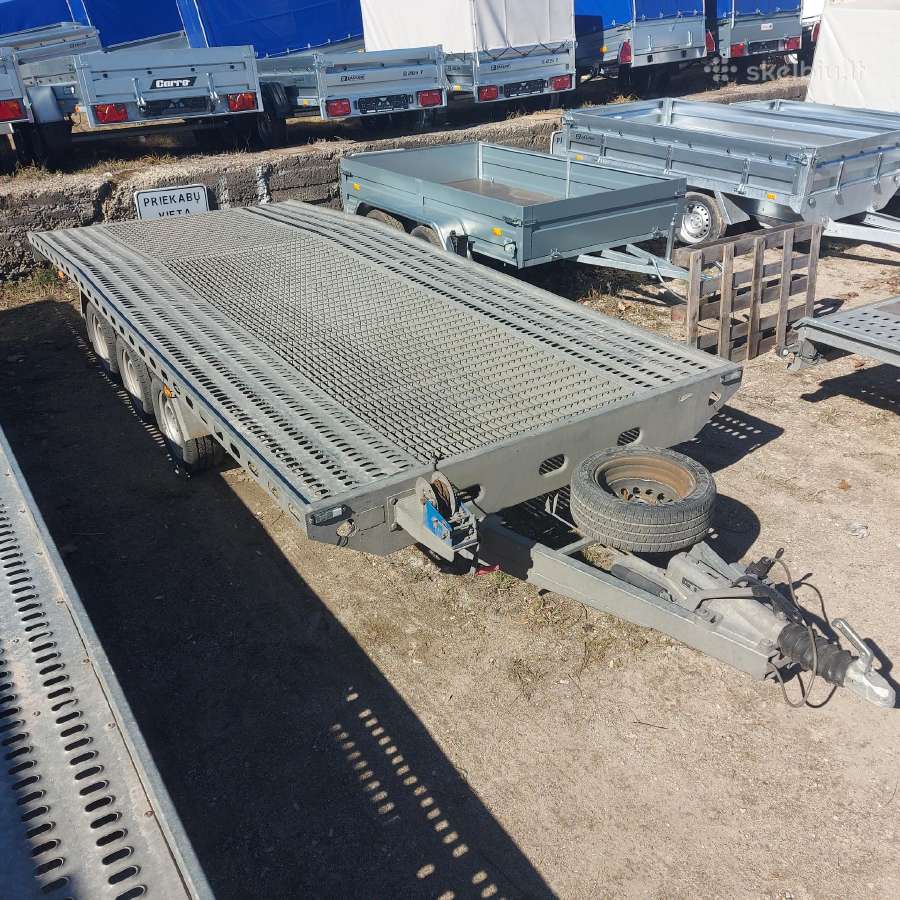 Parduodamas 3500kg trijų ašių tralas