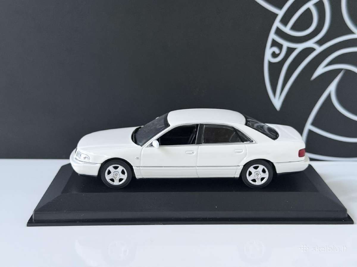 Audi A8 D2 1:43 - nuotraukos Nr. 5