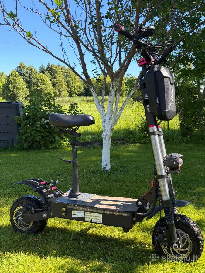 Galingas 5600w mazai važiuotas