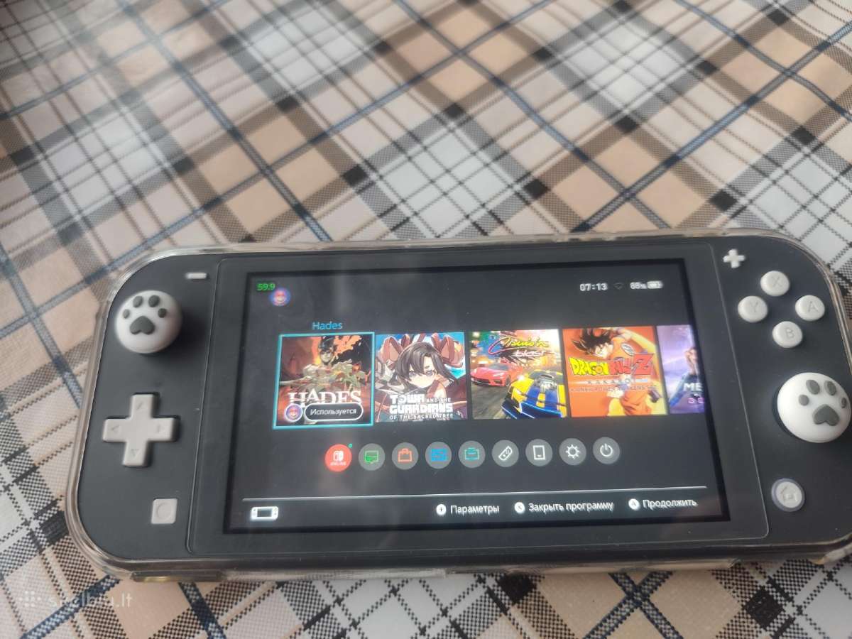 Atristas Nintendo Switch lite + 512gb kortele - nuotraukos Nr. 8