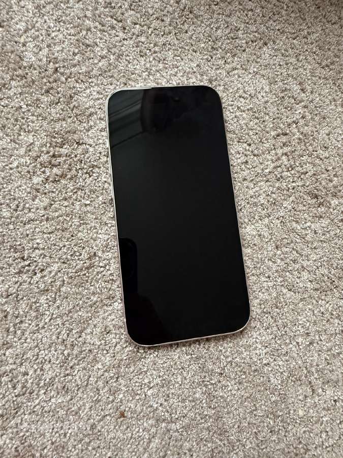 iPhone 15 128gb