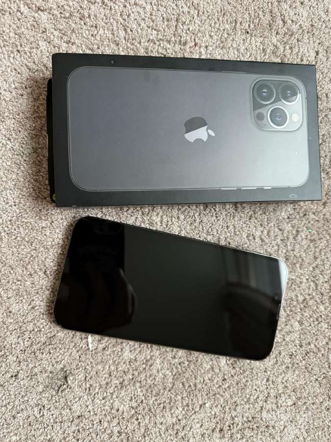 iPhone 13pro max 128gb