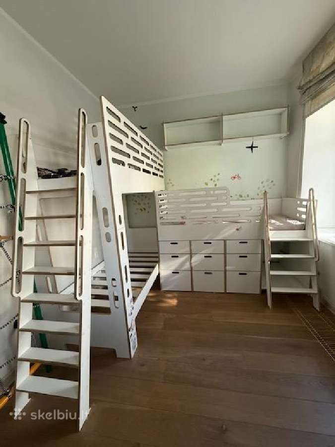 Dviaukštė lova