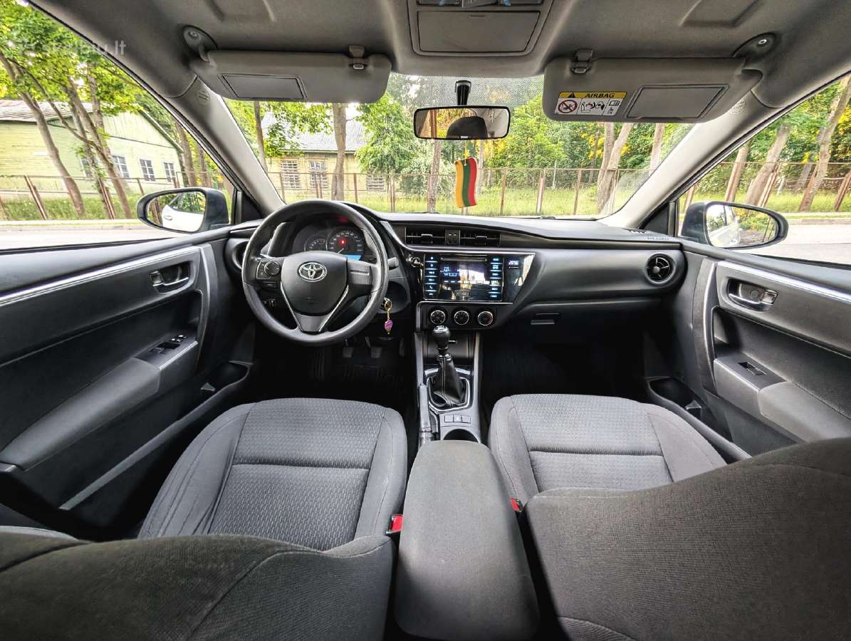 Nuomojamas Toyota Corolla su dujomis - nuotraukos Nr. 6