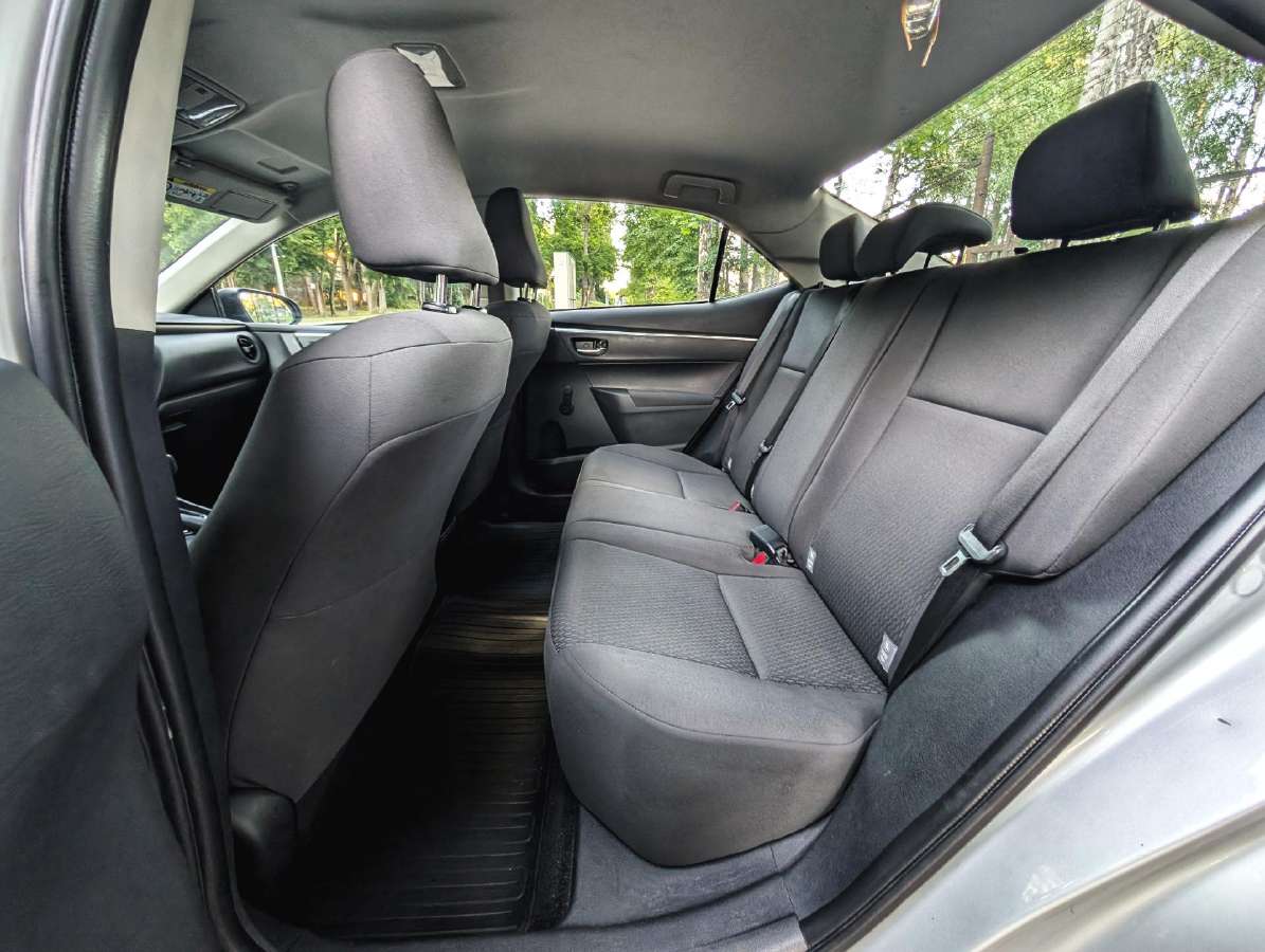 Nuomojamas Toyota Corolla su dujomis - nuotraukos Nr. 7