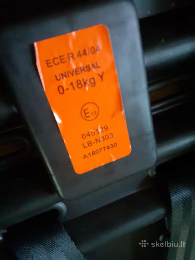 Auto kedute - nuotraukos Nr. 2