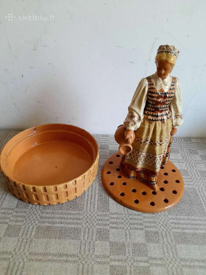 'Moteris su ąsočiu" Kauno dailės kombinatas - nuotraukos Nr. 5