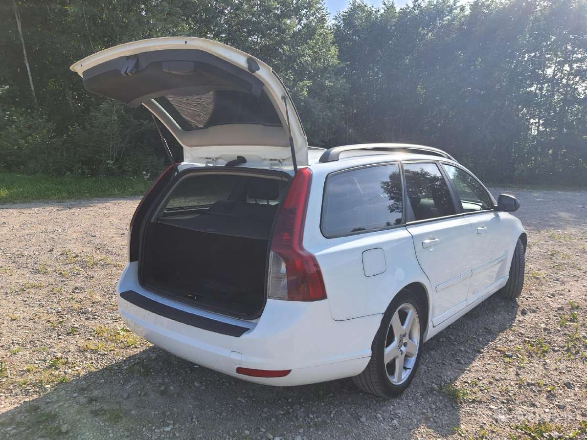 Volvo V50 - nuotraukos Nr. 8