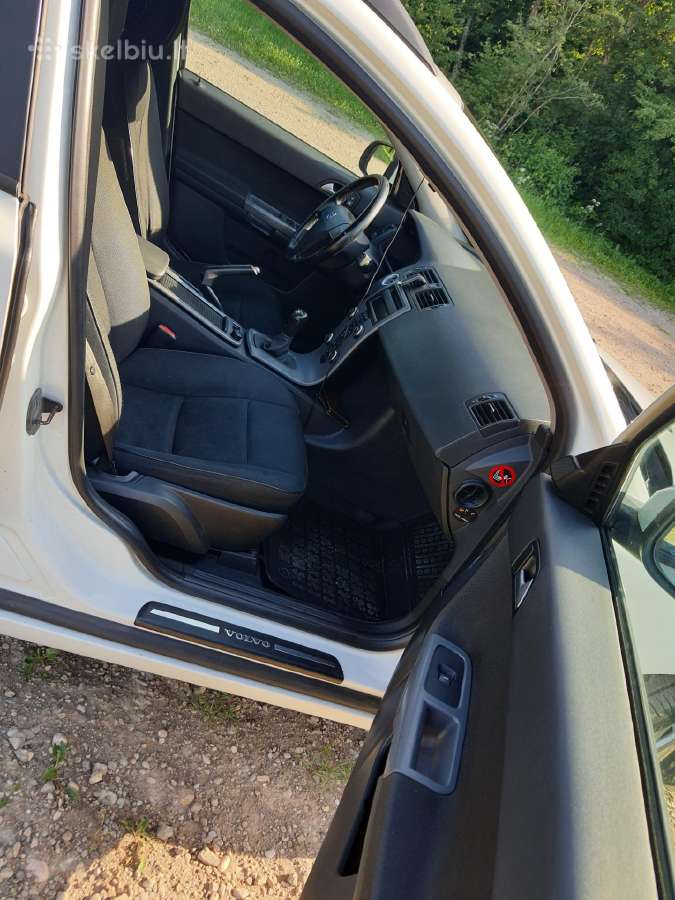 Volvo V50 - nuotraukos Nr. 10