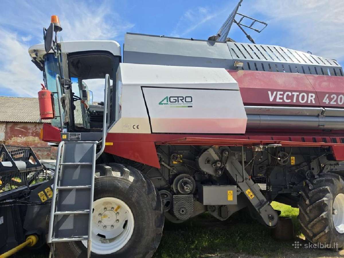 Rostselmash Vector 420 Kombainas