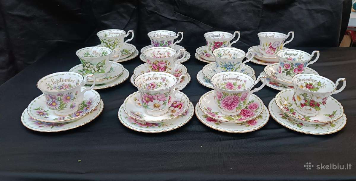 Royal Albert 12 month off flowers servizas