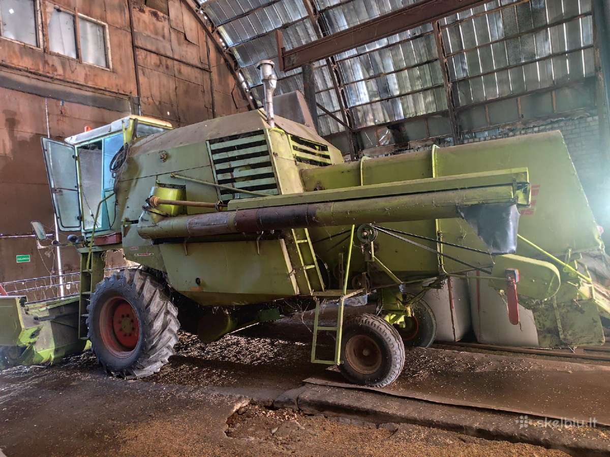 Kombainas Claas Dominator-75