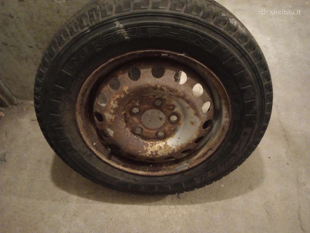 Michelin R15c 195/70 M+s