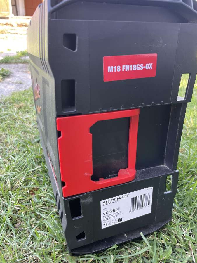 Milwaukee M18