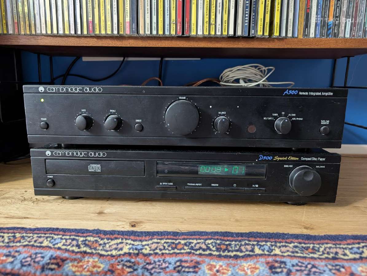 Cambridge Audio A500 + D500 komplektas (su defekt)