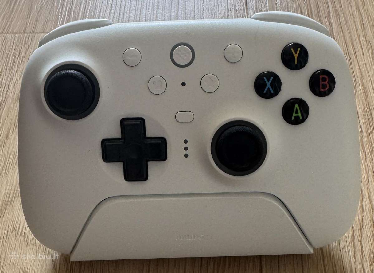 8bitdo Ultimate 2 2.4