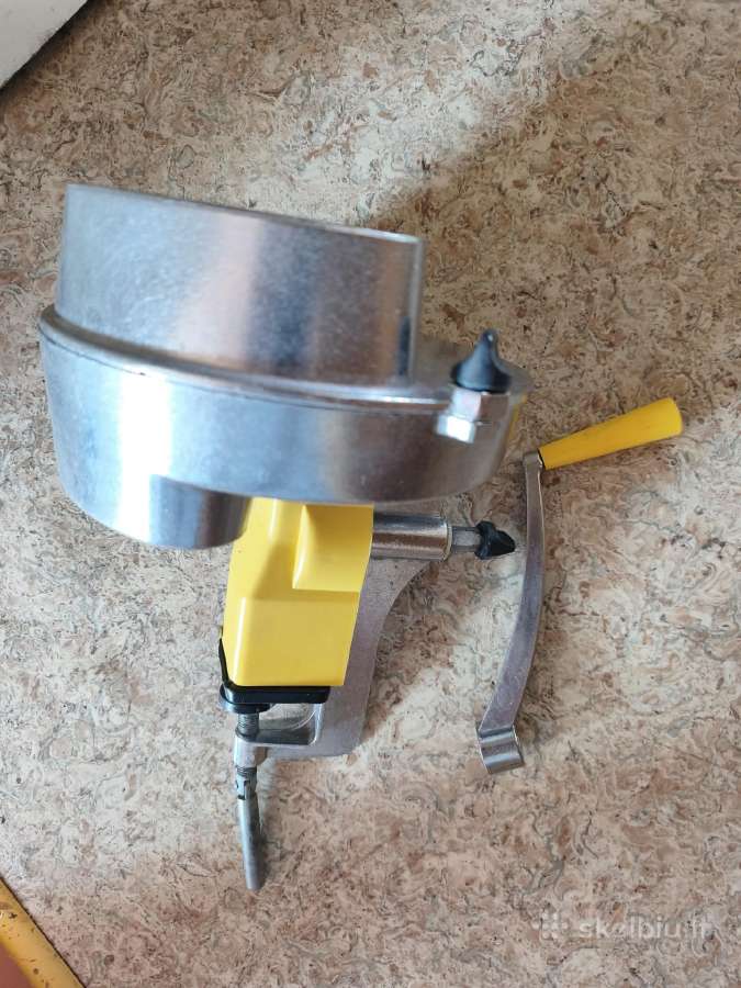 Mechaninė kopūstų pjaustyklė