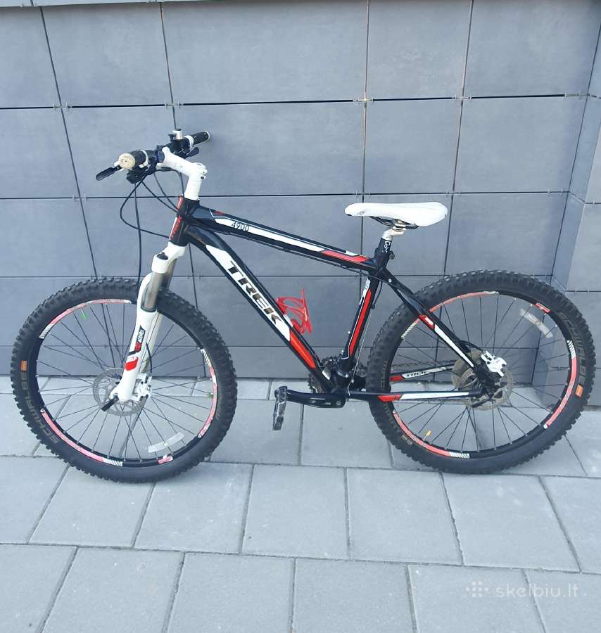 Trek 4900 Disc 19.5"
