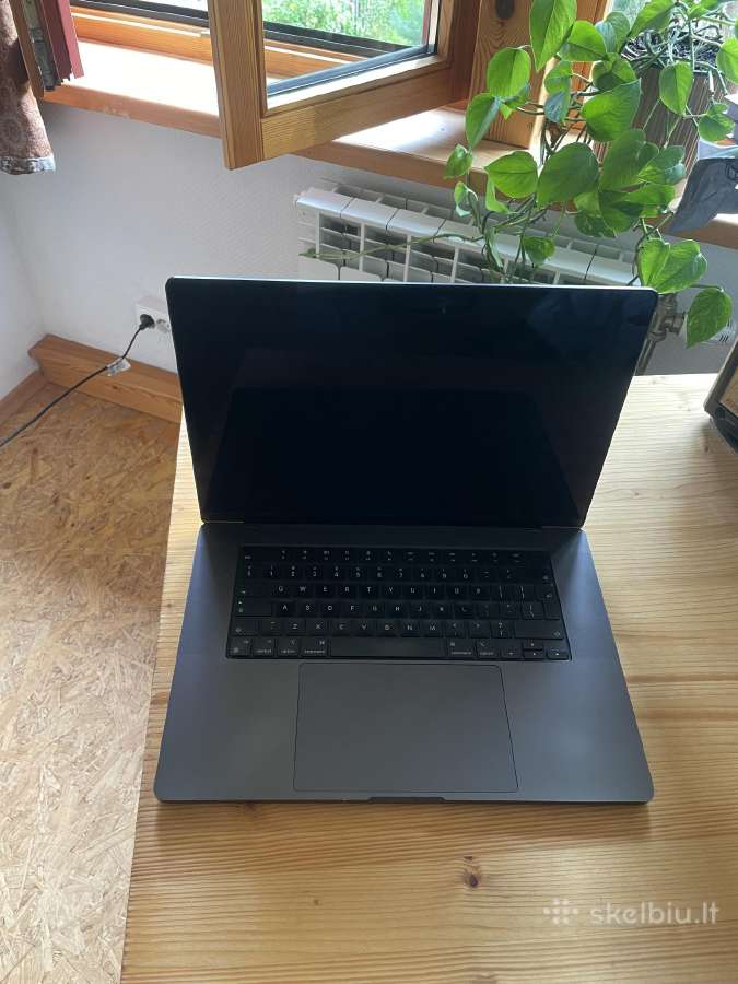 MacBook pro 16m3 36gb500ssd garantija iki 2029
