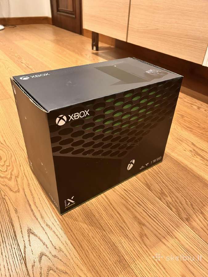 Parduodu Xbox Series X (1 TB)