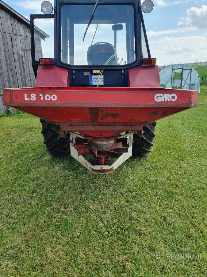 Trąšų barstytuvas Gyro Ls700, 700 l, 2 diskai