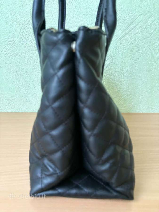 Guess Elliana juoda dygsniuota rankinė - nuotraukos Nr. 10