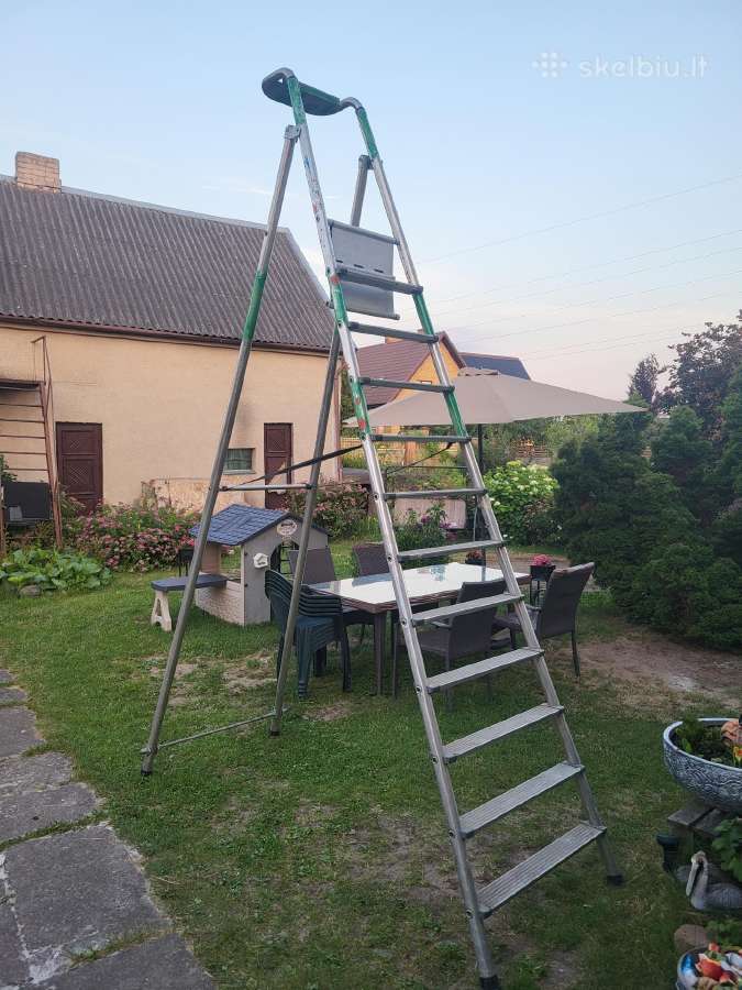 Tubesca-comabi Probat Platformstep Ladder 12 Trea