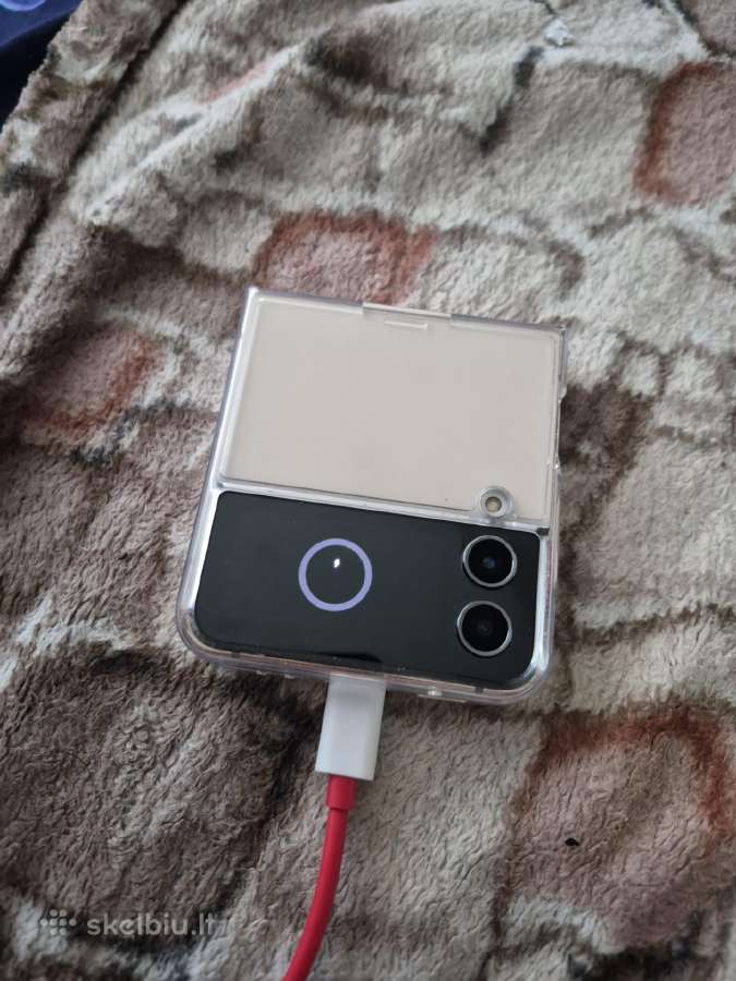 Samsung Galaxy Z flip 3