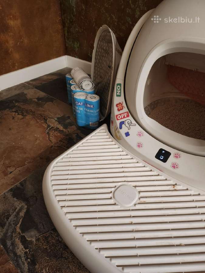Parduodu automatinį kačių WC