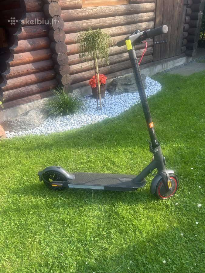 Xiaomi Mi Scooter Pro 2 - nuotraukos Nr. 2