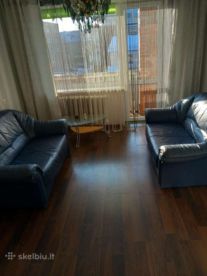 Dvivietė sofa tikros odos