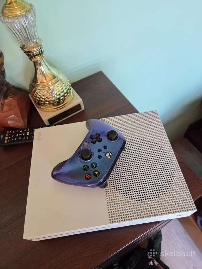 Xbox one s - nuotraukos Nr. 2