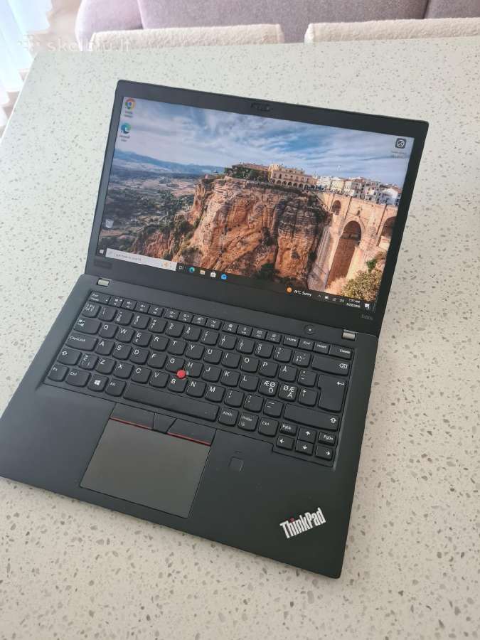 Lenovo thinkpad T480s i5/16gb/256gb touch