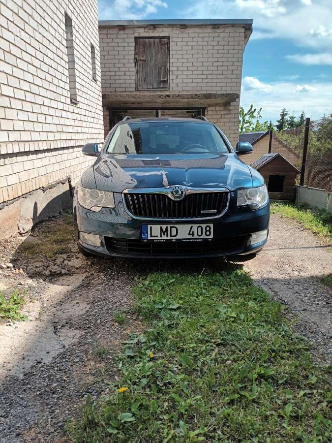 Auto