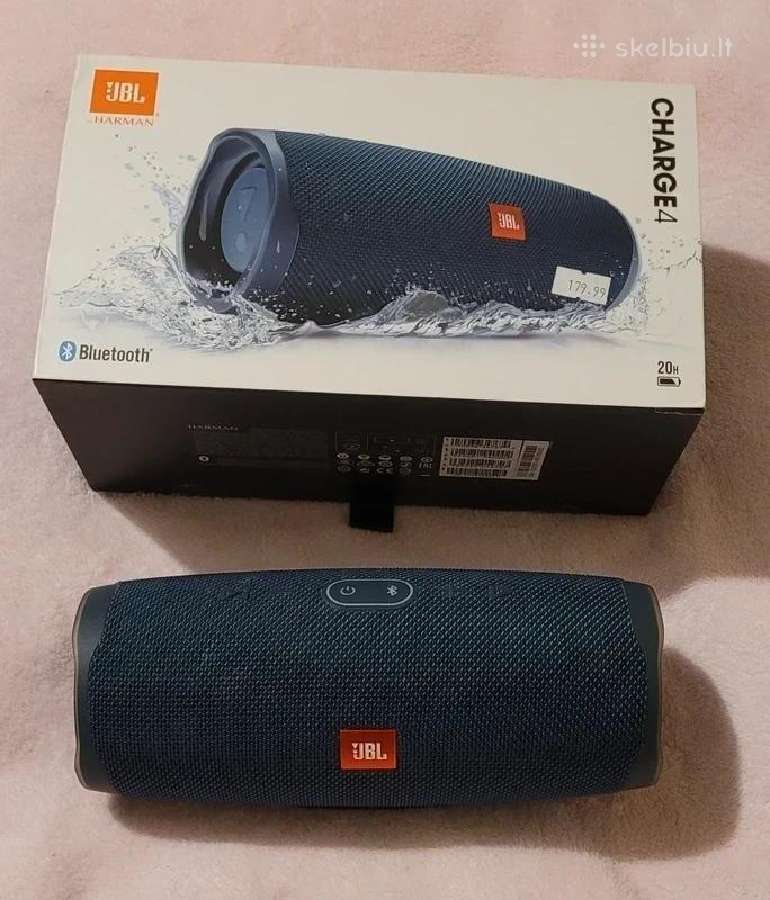 Jbl kolonėlė.