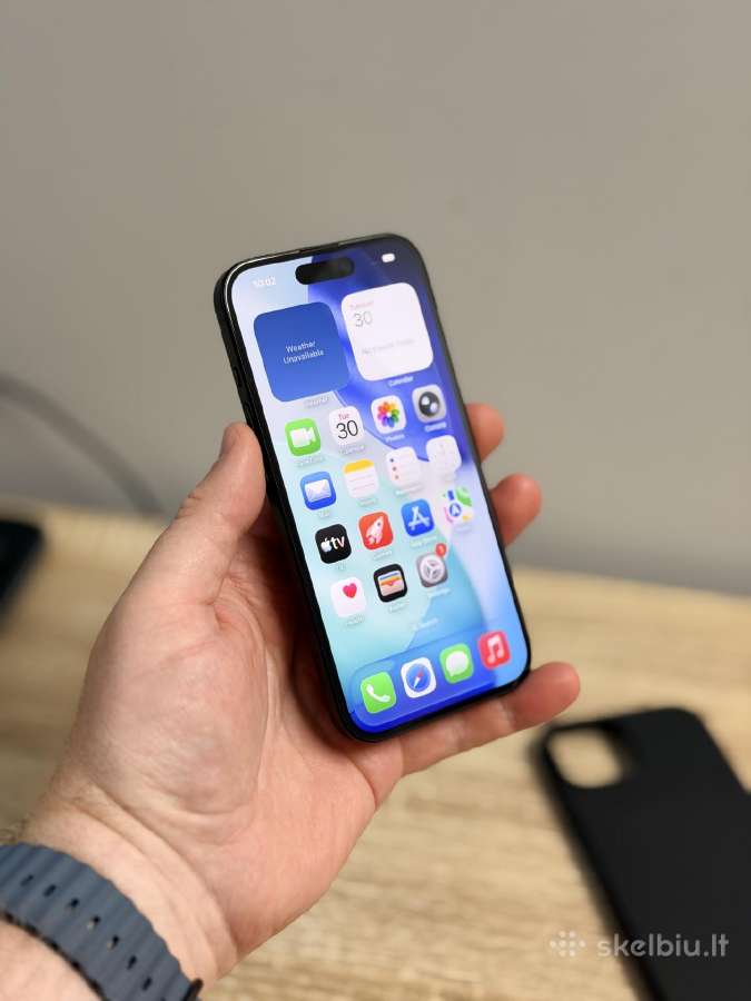 Apple iPhone 15
