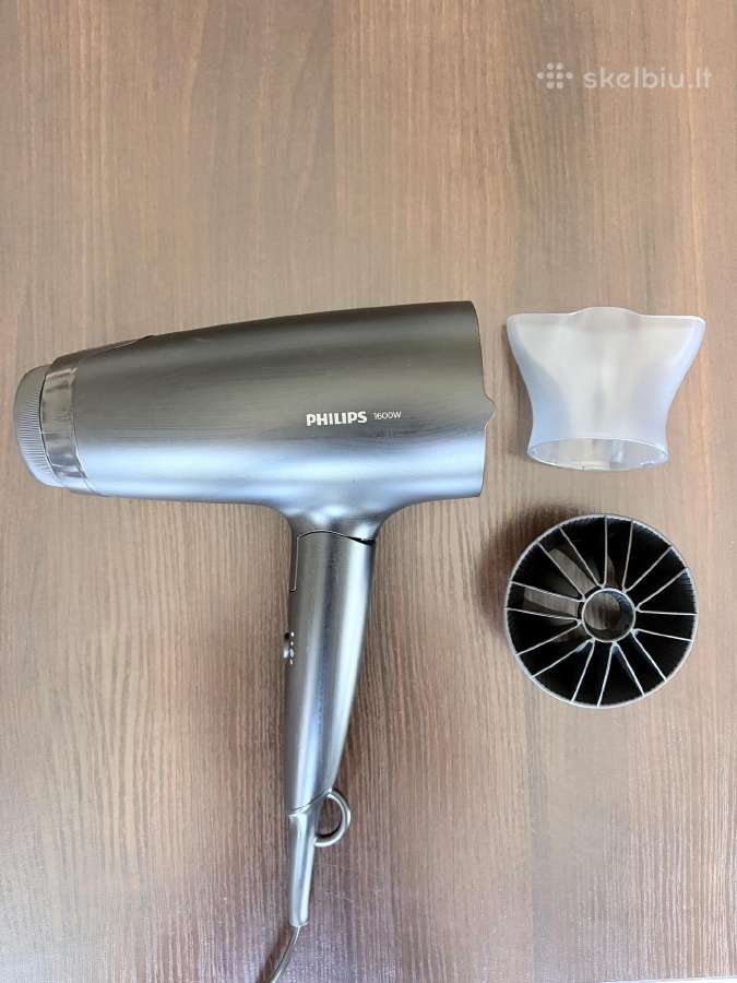 Продам фен Philips 1600wсостояние идеальное