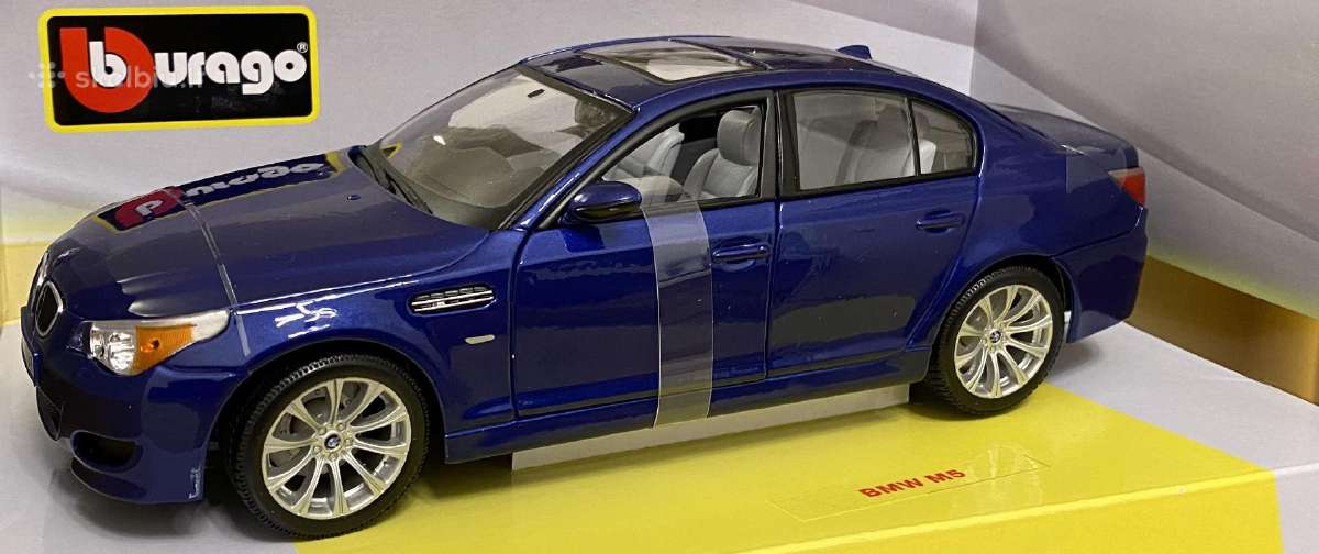 Ieškau Bburago Bmw e60 su dezute