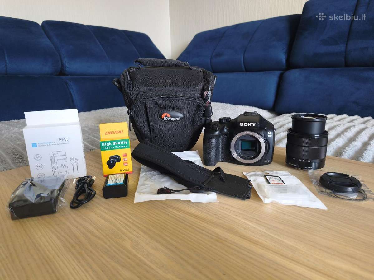 Sony Alpha A3000 + priedai