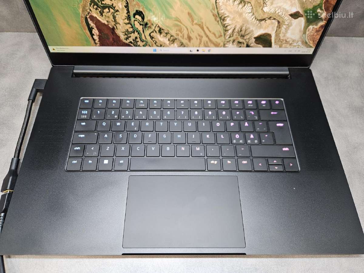 Razer Blade/17.3"/ i7-12/16r/1tb SSD/rtx 3080 Ti - nuotraukos Nr. 2