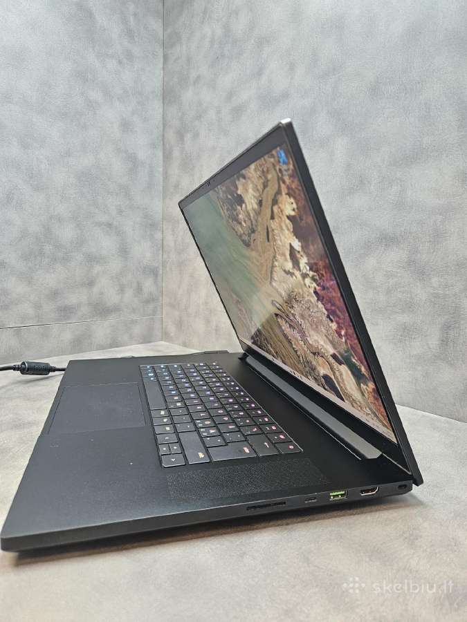 Razer Blade/17.3"/ i7-12/16r/1tb SSD/rtx 3080 Ti - nuotraukos Nr. 5
