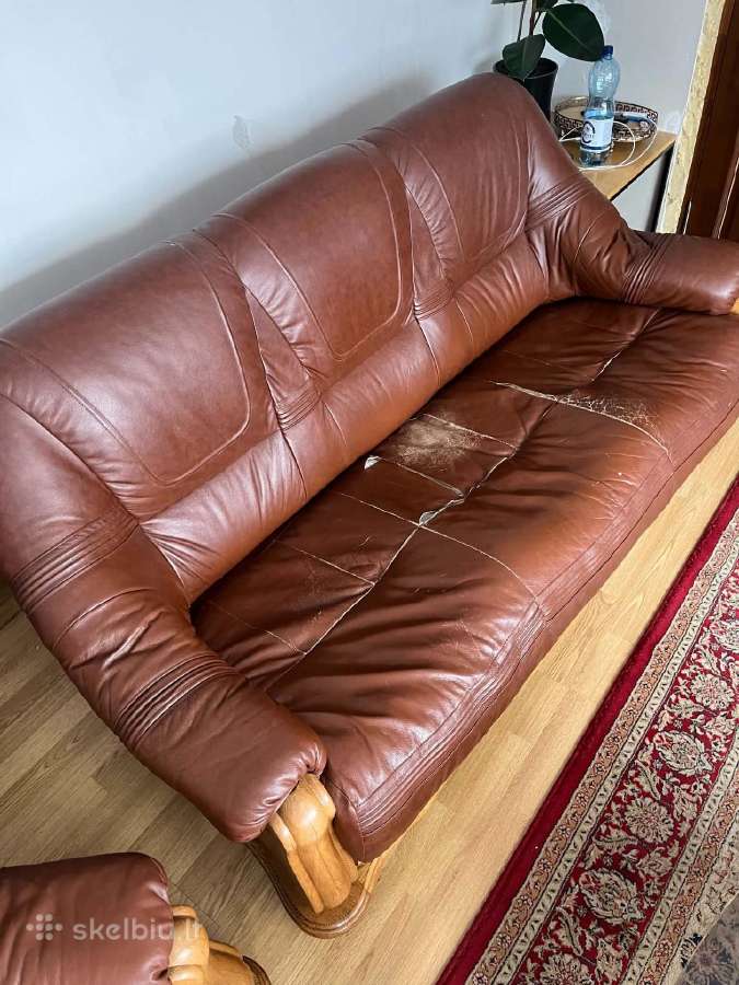 Parduodamas svetainės minkštas komplektas su stalu - nuotraukos Nr. 4