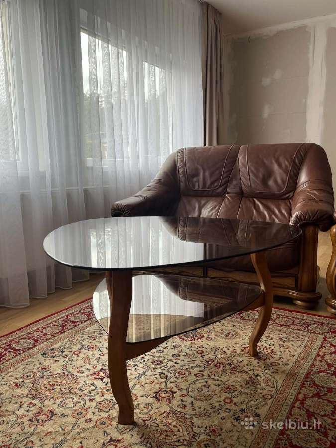 Parduodamas svetainės minkštas komplektas su stalu - nuotraukos Nr. 7