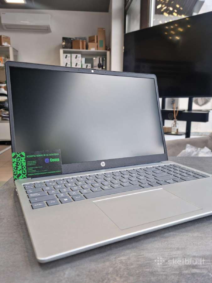 Hp 15-fd0041ns i3-n305/8/512/15,6fhd/w11